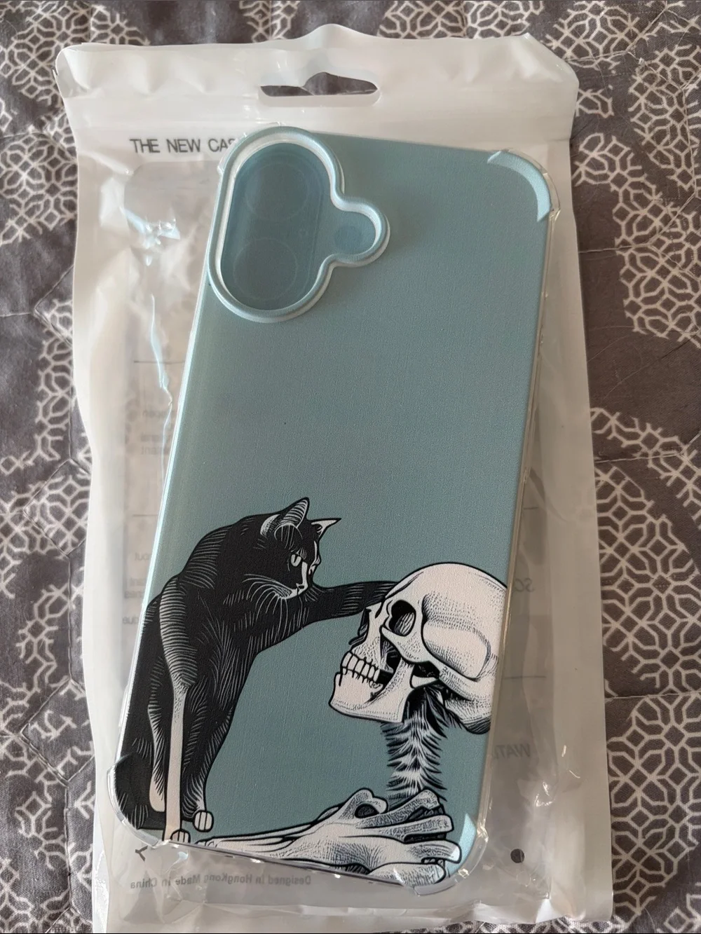 Cat & Skull Designer iPhone 17 Case